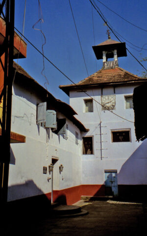 The Paradesi Synagogue Clock Tower: Three Scripts, One Community