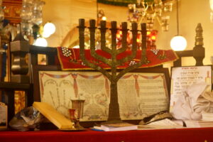 A Muslim Mother, A Jewish Family: Interfaith Connections Among Paradesi Jews of India